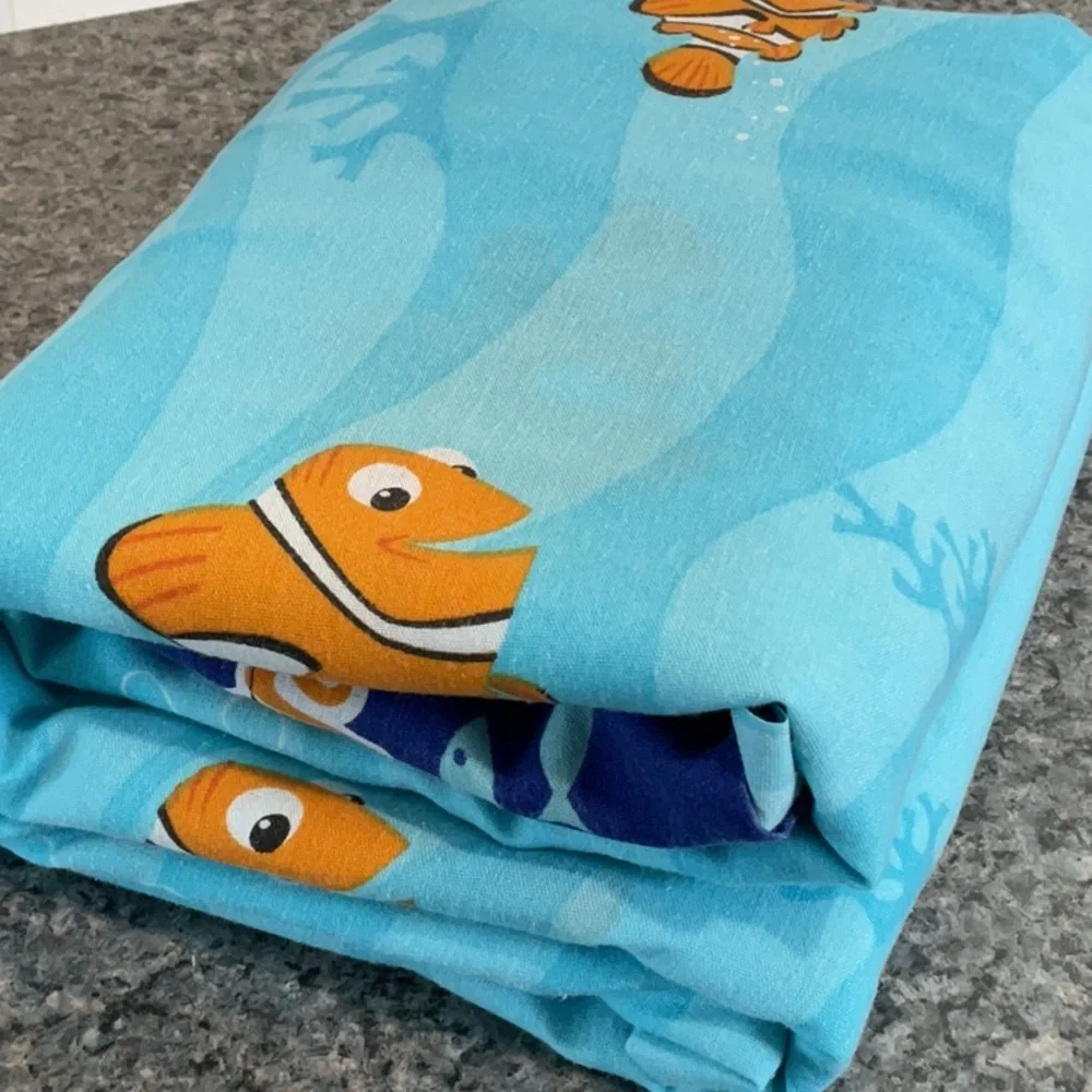 🐠 Disney Nemo twin top flat sheet